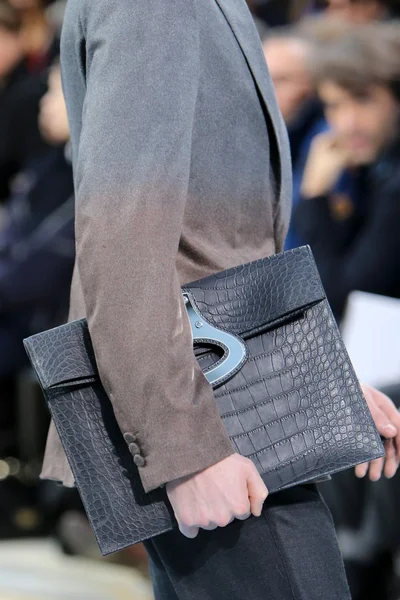Look 73